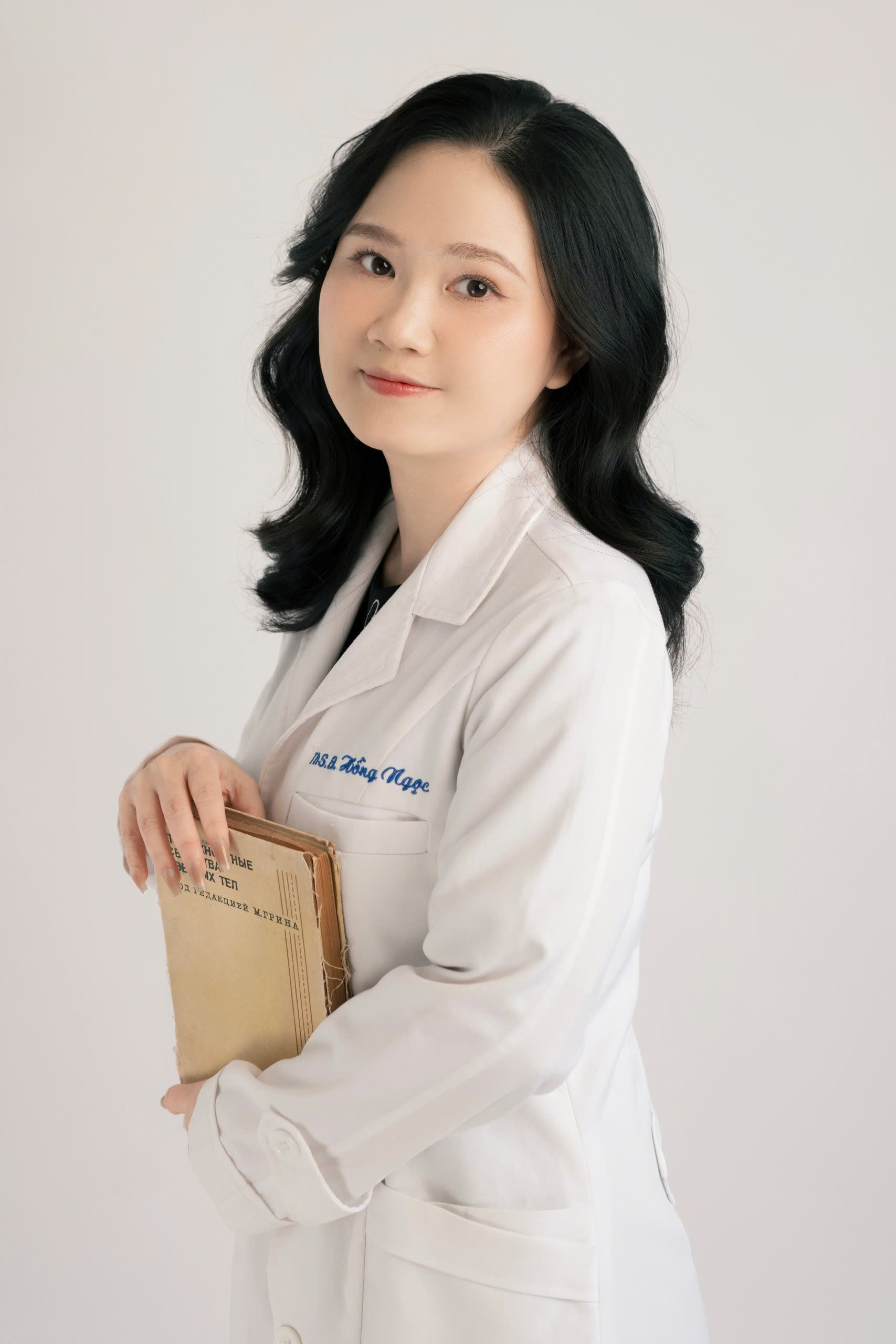 Nguyễn Thị Hồng Ngọc